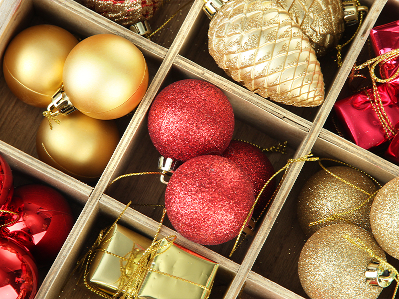 Como decorar sua árvore de Natal com baixo custo