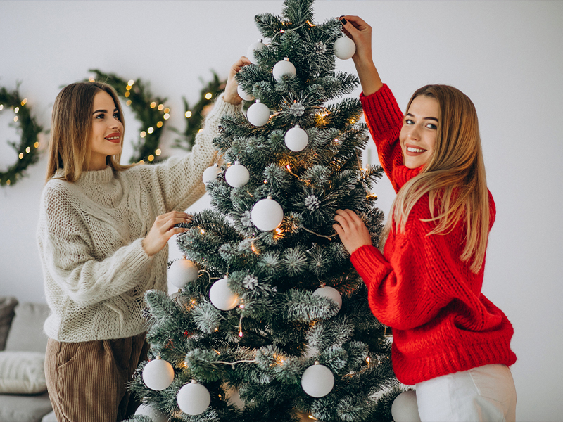 Como escolher sua árvore de Natal ideal: tamanhos, estilos e materiais
