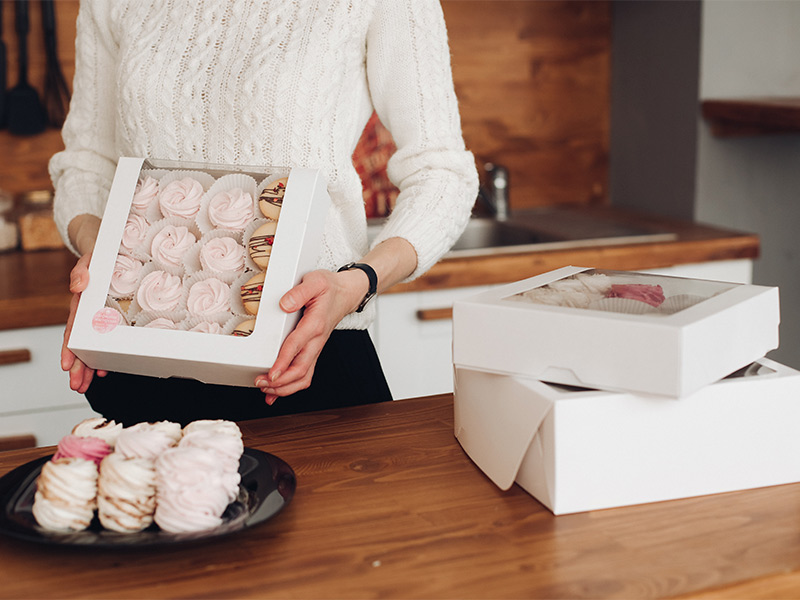 Embalagens para Docerias: como papel, papelão e delivery valorizam seus doces